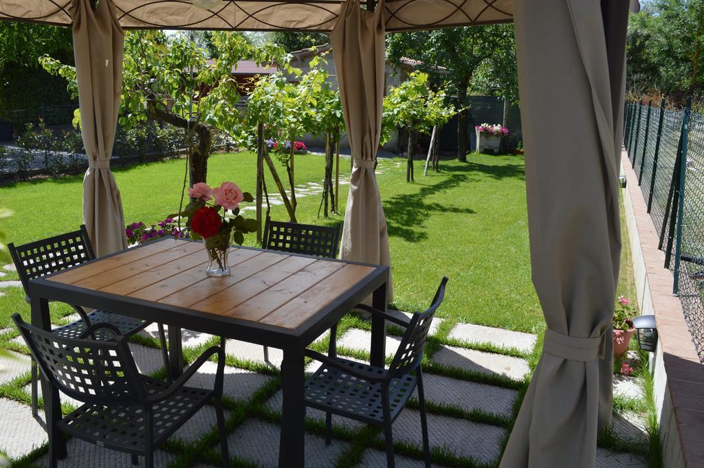 Апартаменты La Piccola Loggia Торрита-ди-Сьена Экстерьер фото
