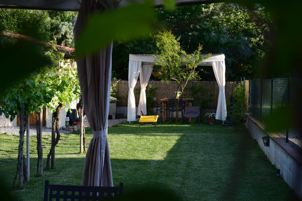 Апартаменты La Piccola Loggia Торрита-ди-Сьена Экстерьер фото